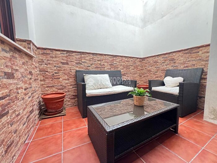 Casas en venta y pisos alquiler - 2
