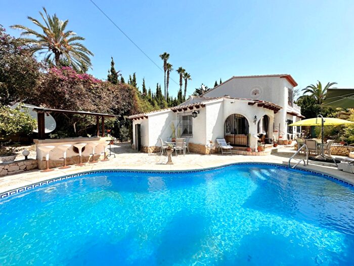 Casa en venta en Pinar del Advocat Cometa, Moraira de 4 habitaciones
