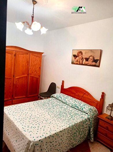 Casas en venta y pisos alquiler - 3