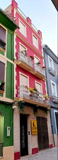 Casas en venta y pisos alquiler - 1