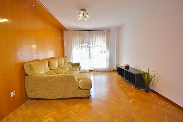 Casas en venta y pisos alquiler - 2