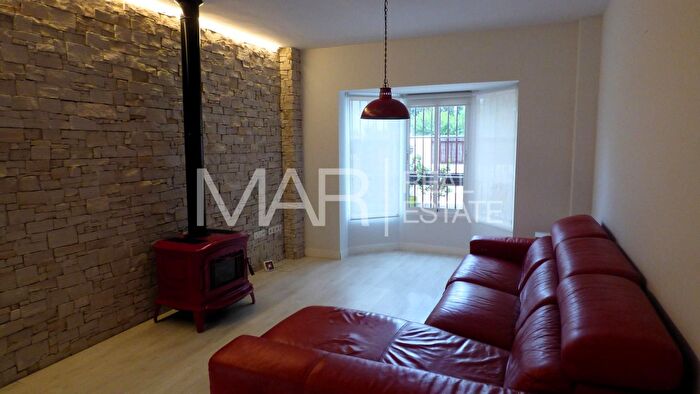 Casas en venta y pisos alquiler - 2