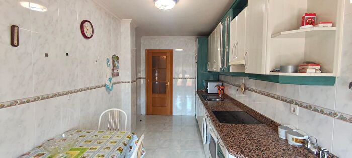 Casas en venta y pisos alquiler - 1