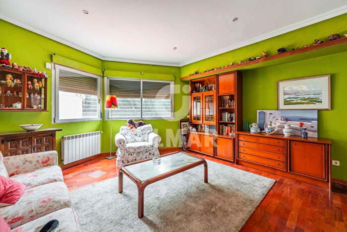 Casas en venta y pisos alquiler - 3