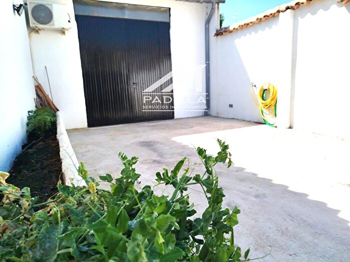 Casas en venta y pisos alquiler - 1