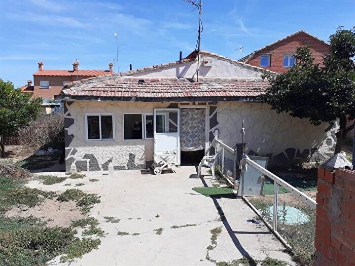 Casas en venta y pisos alquiler - 2