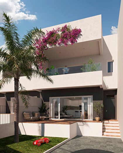 Casas en venta y pisos alquiler - 3