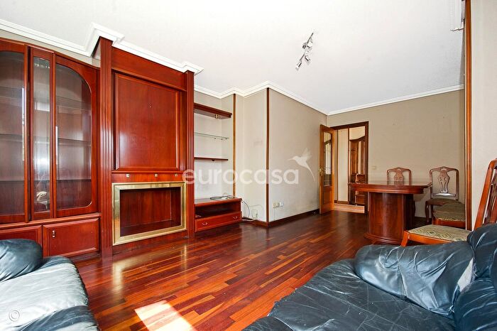 Casas en venta y pisos alquiler - 2