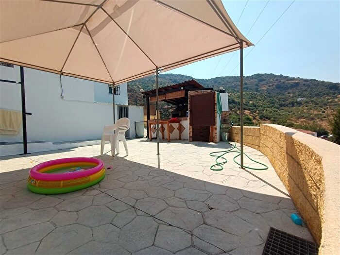 Casa en venta en Jimera de Líbar, Málaga de 2 habitaciones