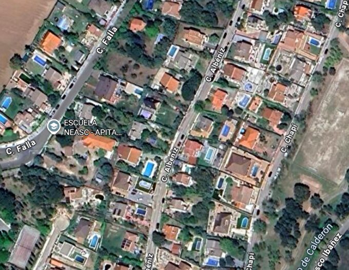 Casa en venta en El Casar, Guadalajara de 4 habitaciones