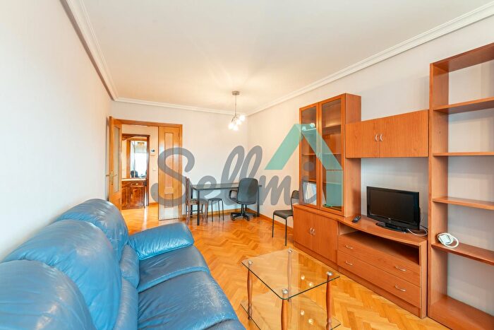 Casas en venta y pisos alquiler - 3