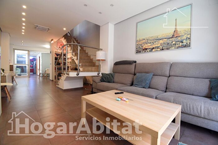 Casa en venta en Sueca ciudad, Sueca de 3 habitaciones