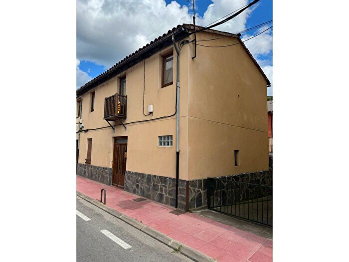 Casa en venta en Montellà i Martinet, Lleida de 3 habitaciones
