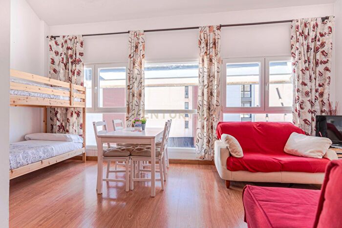 Casas en venta y pisos alquiler - 2