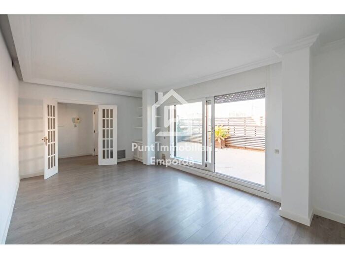 Casas en venta y pisos alquiler - 2