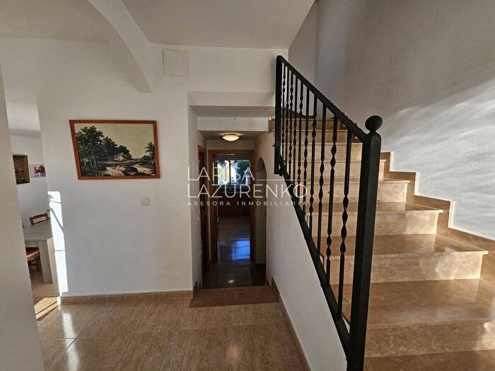 Casas en venta y pisos alquiler - 2