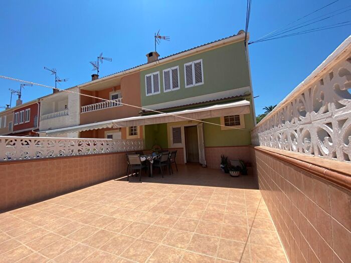 Casas en venta y pisos alquiler - 1