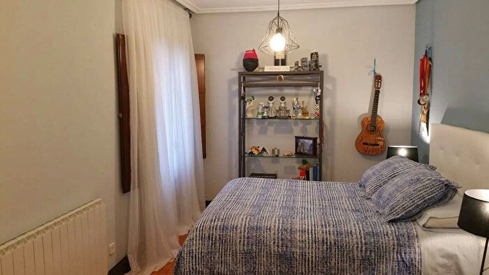 Casas en venta y pisos alquiler - 2