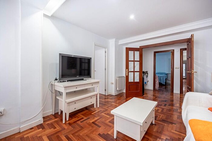 Piso en venta en Beiro, Pajaritos de 5 habitaciones