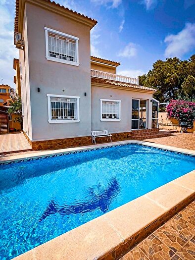 Casas en venta y pisos alquiler - 1