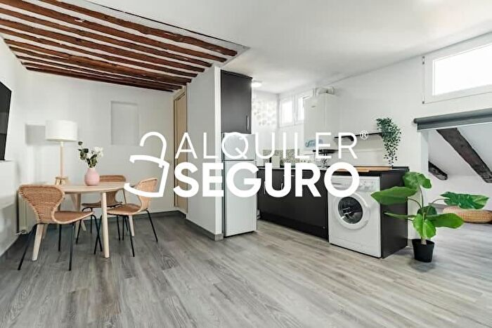 Casas en venta y pisos alquiler - 1