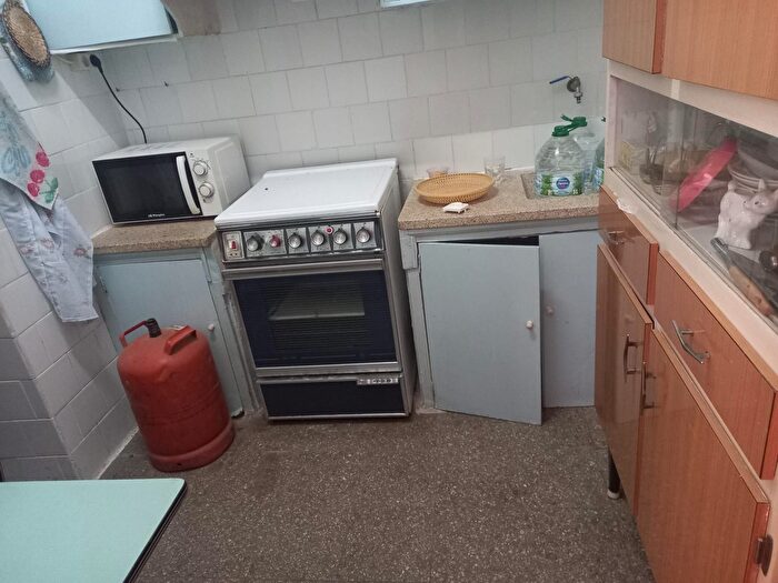 Piso en venta en Aspe Centro, La Coca La Nia Vistahermosa de 4 habitaciones