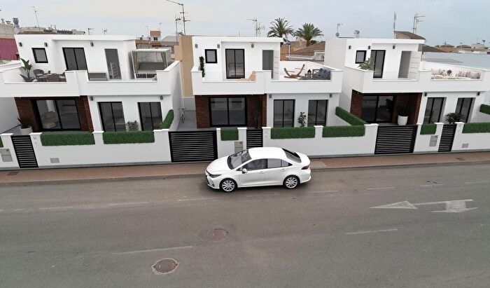 Casa en venta en San Pedro del Pinatar ciudad, San Pedro del Pinatar de 3 habitaciones