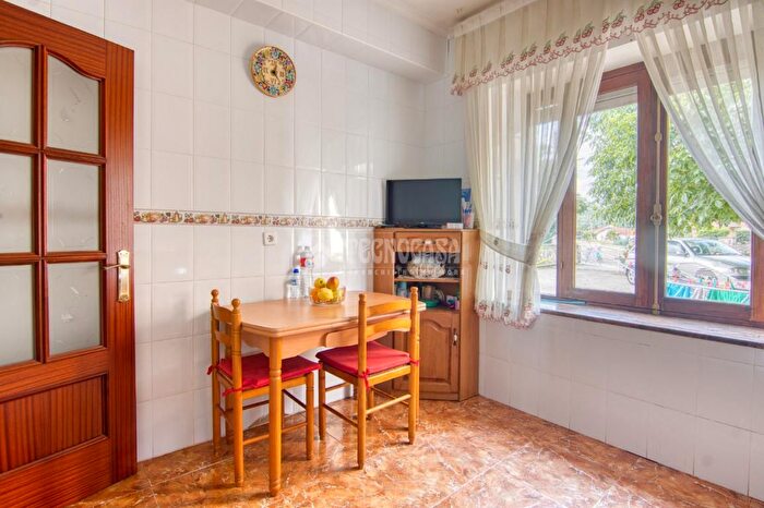Casas en venta y pisos alquiler - 2
