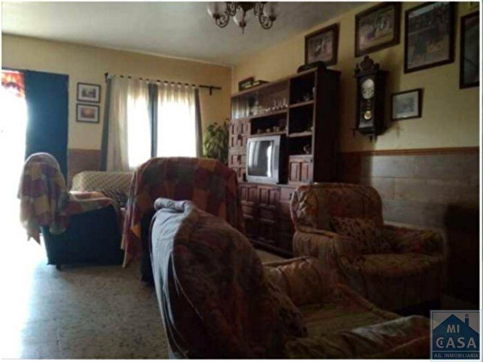 Casas en venta y pisos alquiler - 2