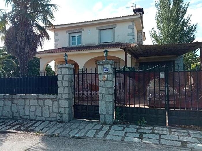 Casas en venta y pisos alquiler - 1