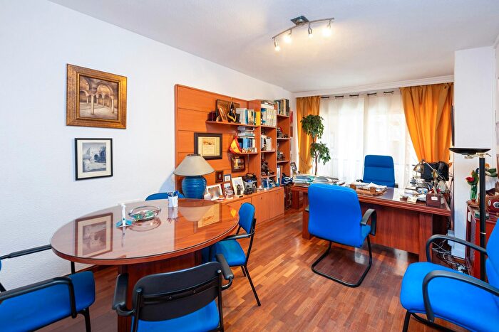 Piso en venta en Ronda, Camino de Ronda de 4 habitaciones
