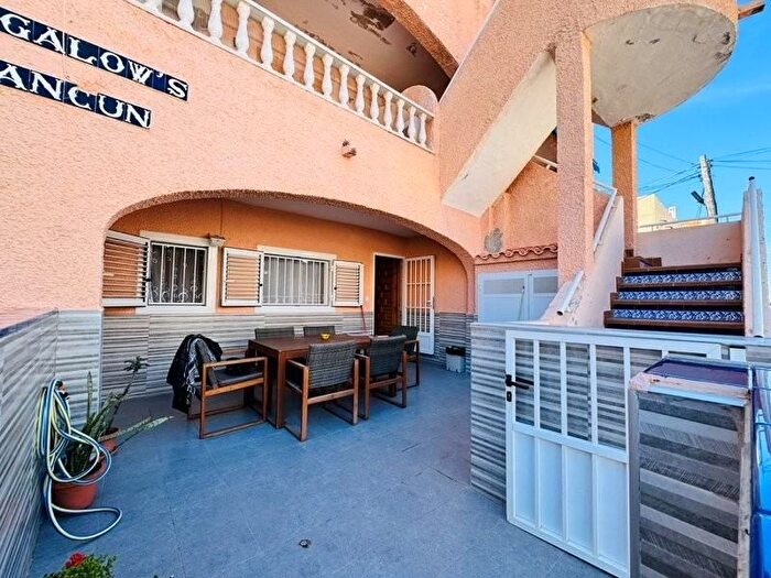 Casas en venta y pisos alquiler - 1