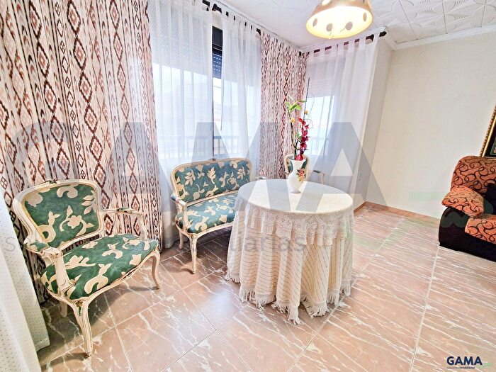 Casas en venta y pisos alquiler - 2
