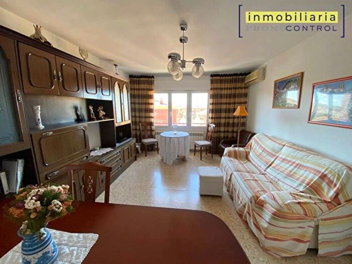 Casas en venta y pisos alquiler - 2
