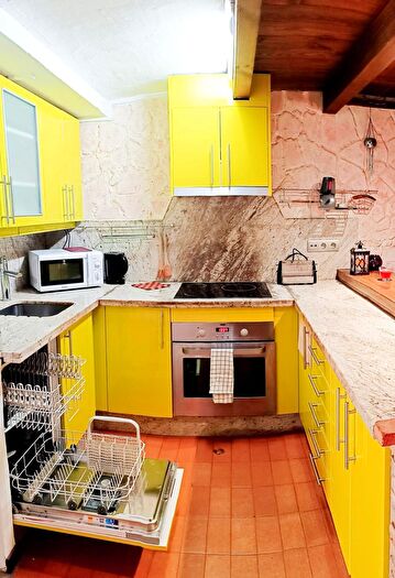 Casas en venta y pisos alquiler - 2