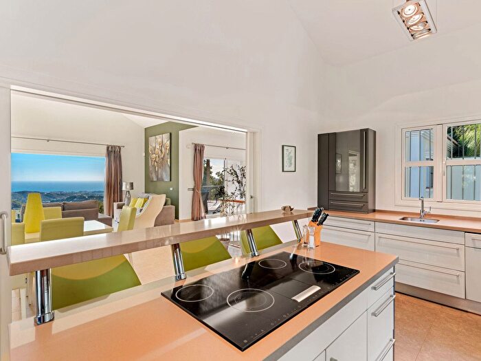 Casa en venta en Montemayor Marbella Club, Benahavís de 4 habitaciones