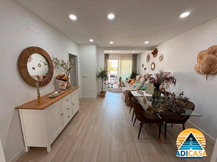Casas en venta y pisos alquiler - 1