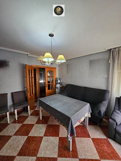 Casas en venta y pisos alquiler - 2