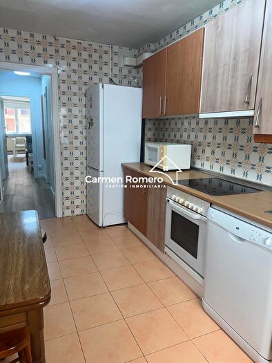 Casas en venta y pisos alquiler - 2