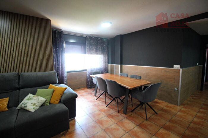 Casas en venta y pisos alquiler - 2