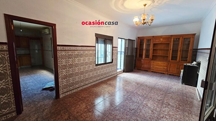 Casas en venta y pisos alquiler - 2