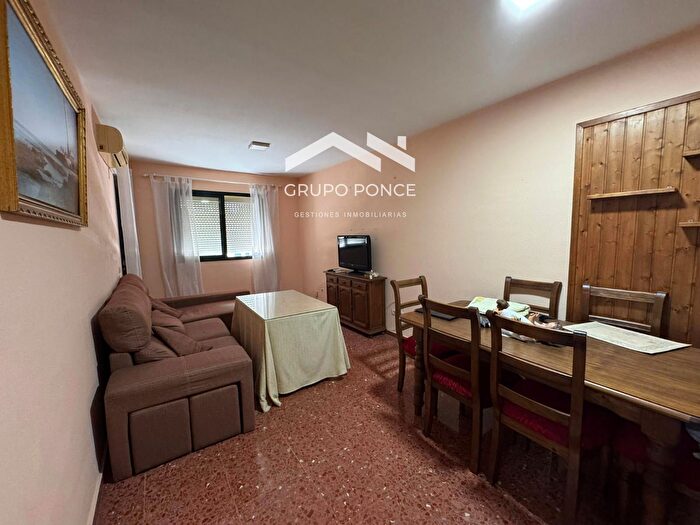 Casas en venta y pisos alquiler - 3