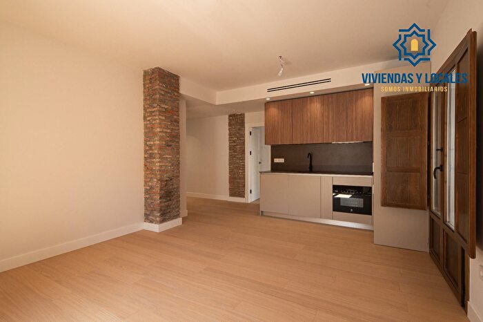 Casas en venta y pisos alquiler - 2