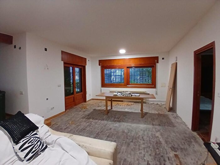 Casas en venta y pisos alquiler - 2