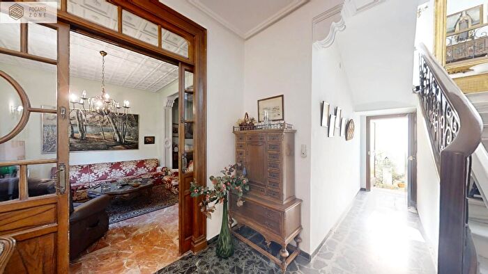 Casas en venta y pisos alquiler - 3