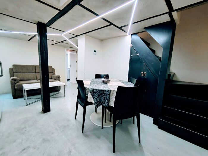 Piso en venta en Centro, Justicia Chueca de 4 habitaciones