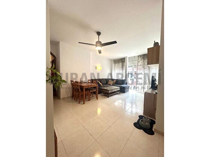 Piso en venta en Centre Sant Oleguer, Sol i Padris Sant Oleguer de 3 habitaciones