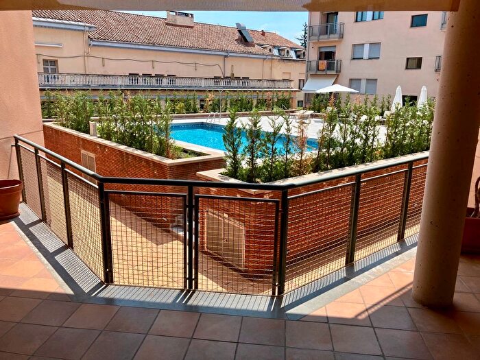 Piso en venta en Olot, Girona de 4 habitaciones