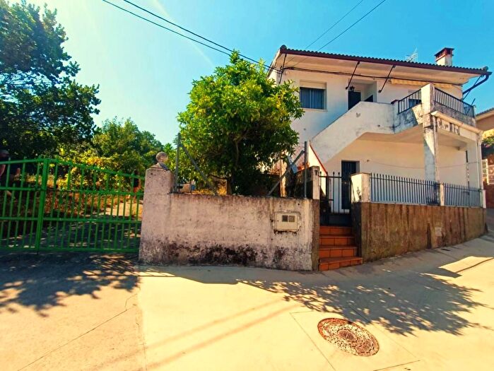 Casa en venta en Santa Cruz de Paniagua, Cáceres de 4 habitaciones