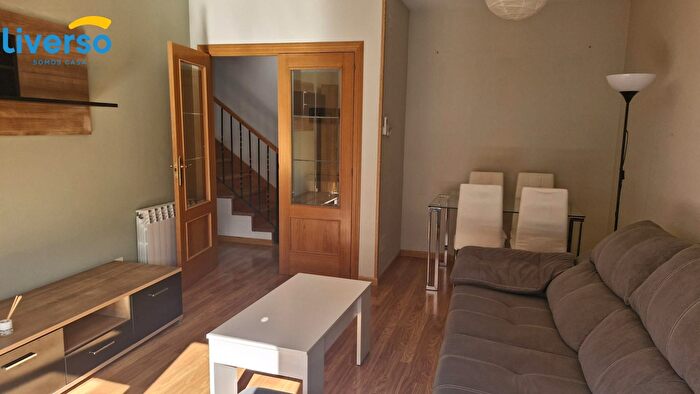 Casas en venta y pisos alquiler - 1